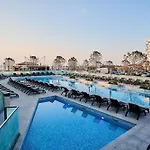 Summer Infinity Apartment Beach Resort