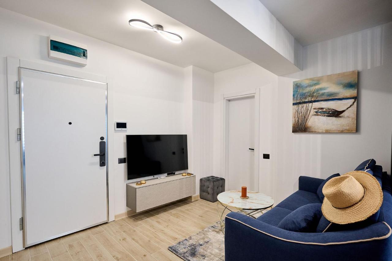 Summer Infinity Apartament *